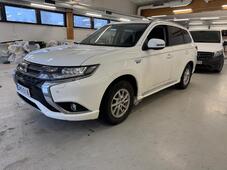 Mitsubishi Outlander PHEV vaihtoauto