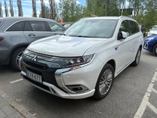 Mitsubishi Outlander PHEV vaihtoauto
