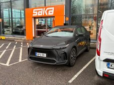 Toyota bZ4X vaihtoauto