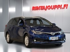 Toyota Auris vaihtoauto