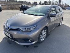 Toyota Auris vaihtoauto