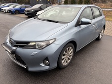 Toyota Auris vaihtoauto