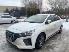 Hyundai IONIQ plug-in vaihtoauto