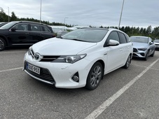 Toyota Auris vaihtoauto