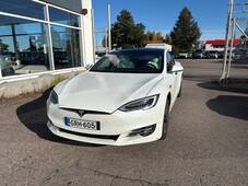 Tesla Model S vaihtoauto
