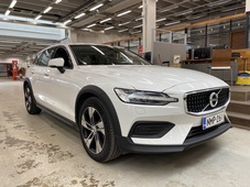 Volvo V60 Cross Country vaihtoauto