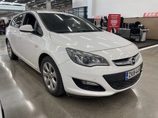 Opel Astra vaihtoauto