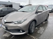 Toyota Auris vaihtoauto