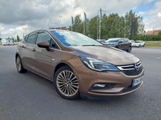 Opel Astra vaihtoauto