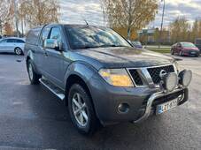Nissan Navara vaihtoauto