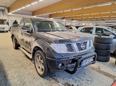 Nissan Navara vaihtoauto