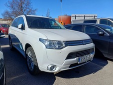 Mitsubishi Outlander PHEV vaihtoauto