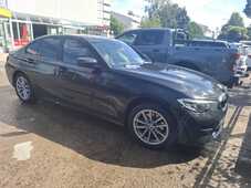 BMW 320 vaihtoauto