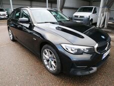 BMW 330 vaihtoauto