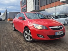 Opel Astra vaihtoauto