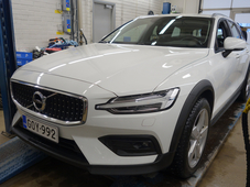 Volvo V60 Cross Country vaihtoauto