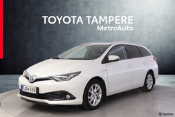 Toyota Auris vaihtoauto