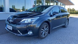 Toyota Avensis vaihtoauto