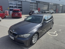 BMW 320 vaihtoauto