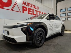 Toyota bZ4X vaihtoauto