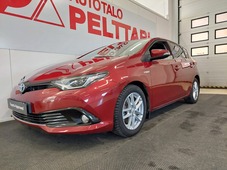 Toyota Auris vaihtoauto