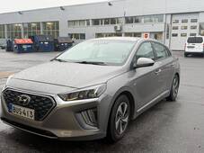 Hyundai IONIQ hybrid vaihtoauto