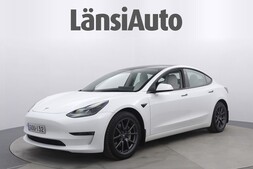 Tesla Model 3 vaihtoauto