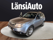 Subaru Forester vaihtoauto