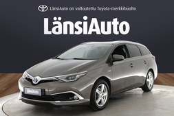 Toyota Auris vaihtoauto