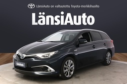 Toyota Auris vaihtoauto