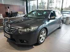 Honda Accord vaihtoauto