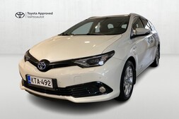 Toyota Auris vaihtoauto