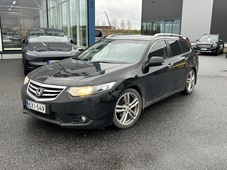 Honda Accord vaihtoauto