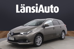 Toyota Auris vaihtoauto