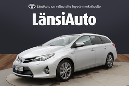 Toyota Auris vaihtoauto