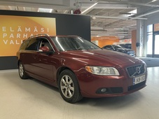 Volvo V70 vaihtoauto