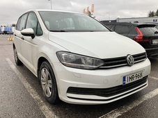 Volkswagen Touran vaihtoauto