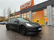 Tesla Model 3 vaihtoauto