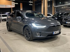 Tesla Model X vaihtoauto