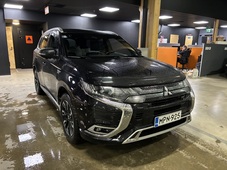 Mitsubishi Outlander vaihtoauto