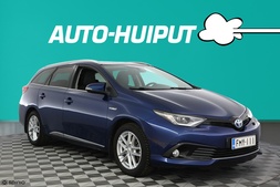 Toyota Auris vaihtoauto