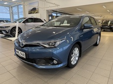 Toyota Auris vaihtoauto