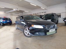 Volvo V70 vaihtoauto