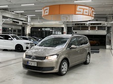 Volkswagen Touran vaihtoauto