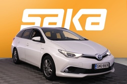 Toyota Auris vaihtoauto