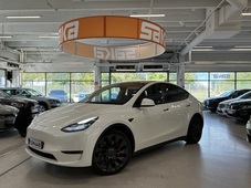 Tesla Model Y vaihtoauto