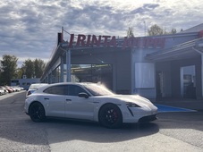 Porsche Taycan vaihtoauto