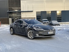 Tesla Model S vaihtoauto