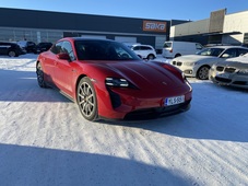 Porsche Taycan vaihtoauto