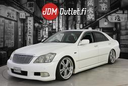 Toyota Crown vaihtoauto